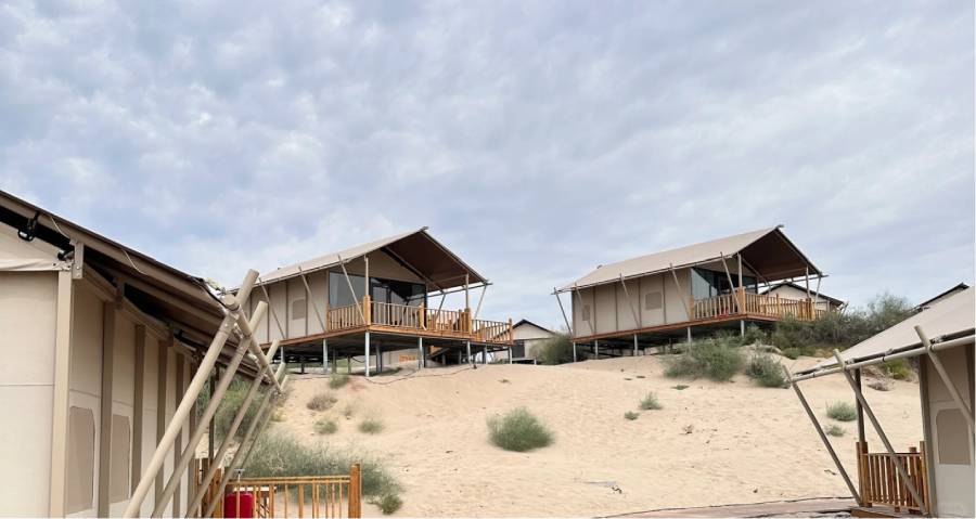 图开沙漠帐篷酒店项目